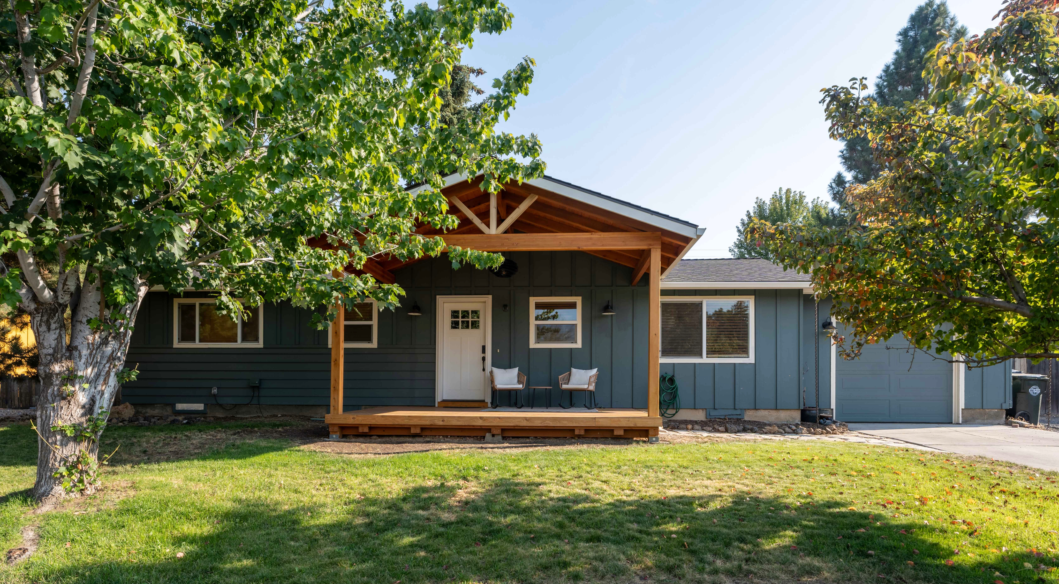 Renovated Midtown Bend Home. Minutes to St. Charles and Downtown Bend - Photo 1