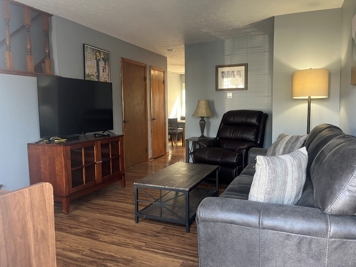 The perfect home to enjoy Columbus in the fall!
