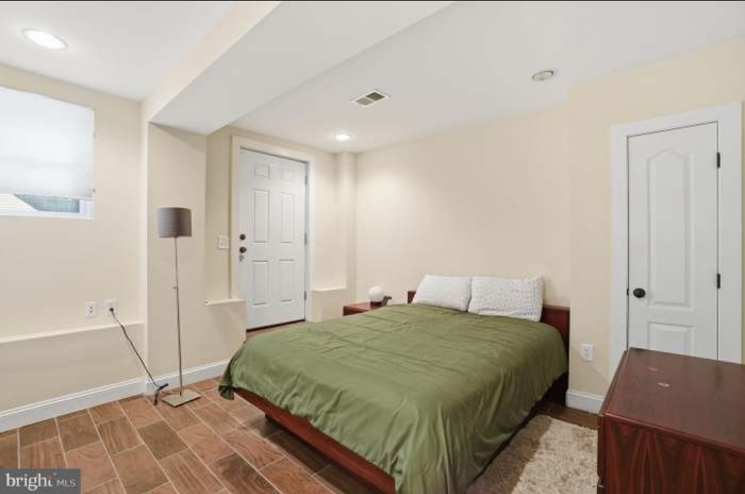 Lovely Petworth Home away from home near DCs beautiful Rock Creek Park - Photo 6
