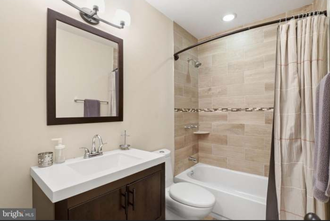 Lovely Petworth Home away from home near DCs beautiful Rock Creek Park - Photo 9