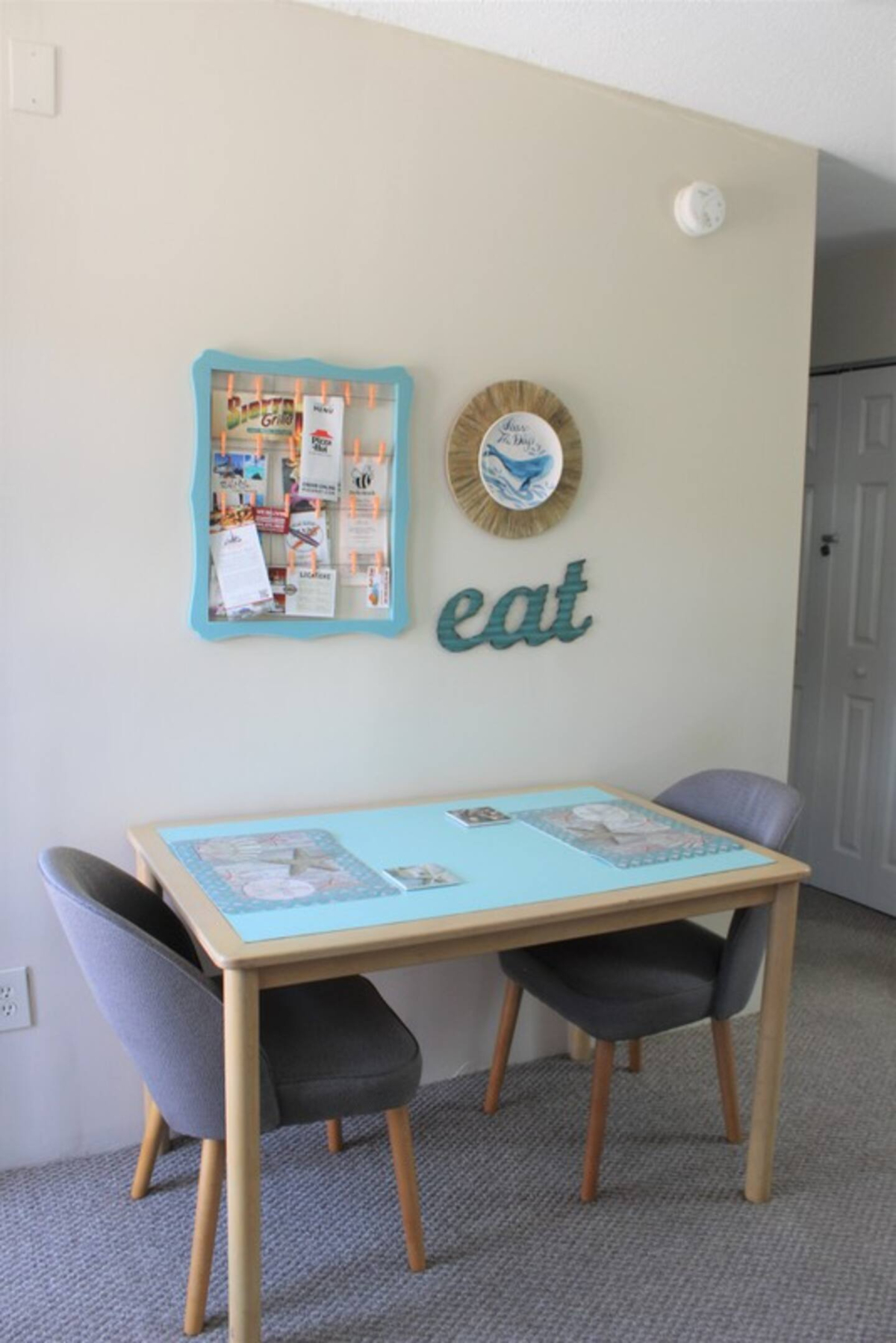 Furnished Cottage Near Mayo Clinic & Baptist Health - Walk to Beach, Private Laundry Access & Parkin - Photo 9