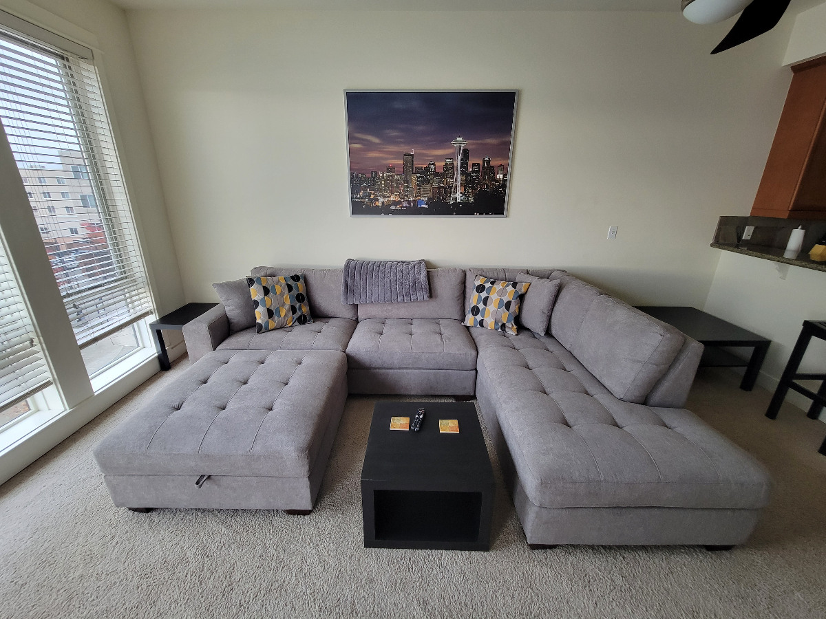 Waterfront Furnished Condo | Downtown Bremerton | Walk to Ferry & Shipyard - Photo 3