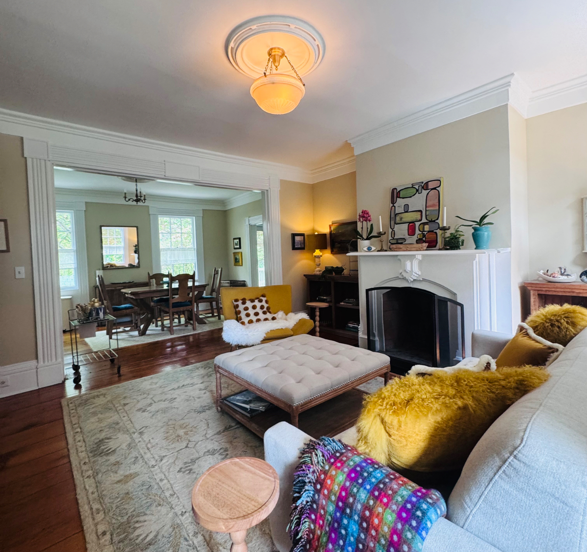 Beautiful Apartment in Gothic Victorian - Photo 3