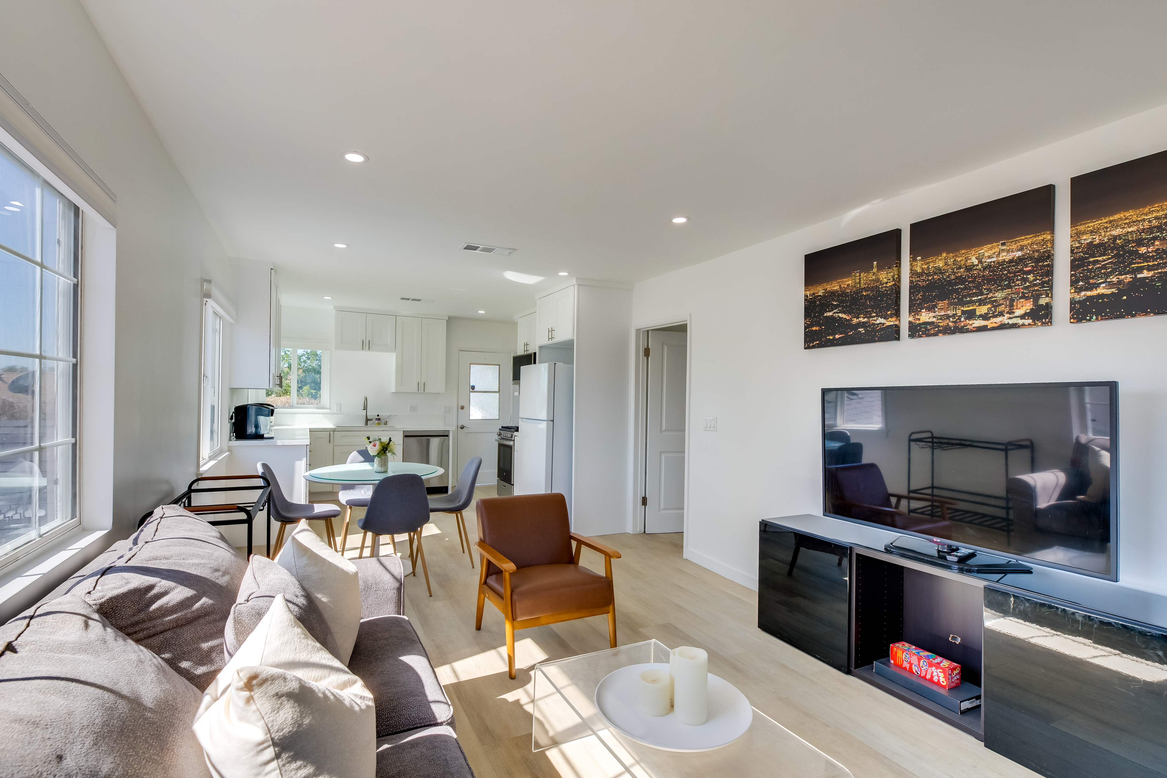 5 Mi to Venice Beach: Chic Los Angeles Abode - 512258 - Photo 1