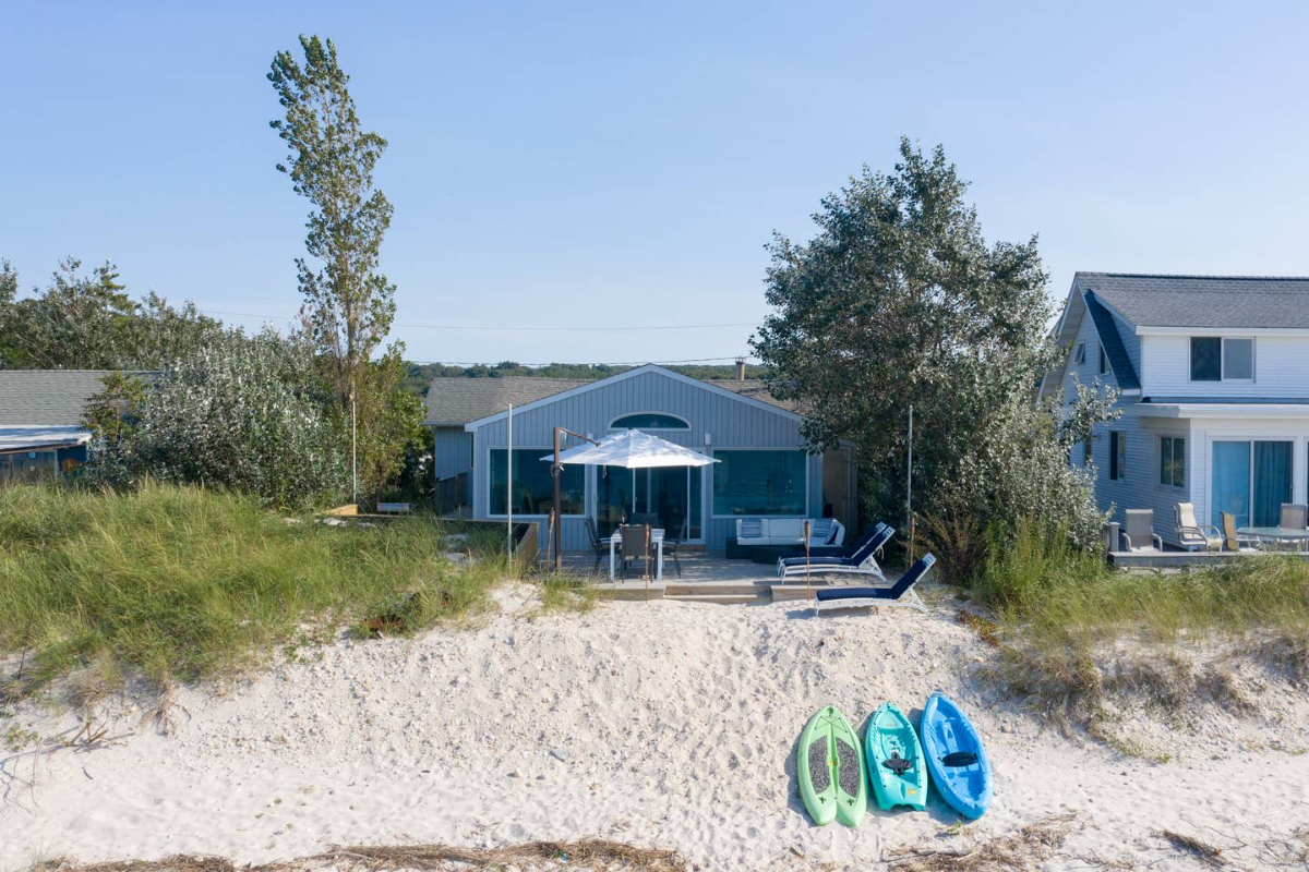 Chic Waterfront Beach House with Hot Tub - Photo 6