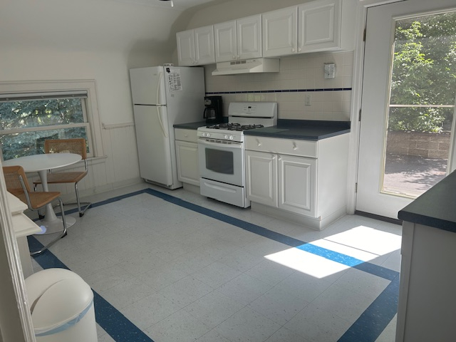 Full Carriage House Apt in the heart of Elmwood Village - Photo 6