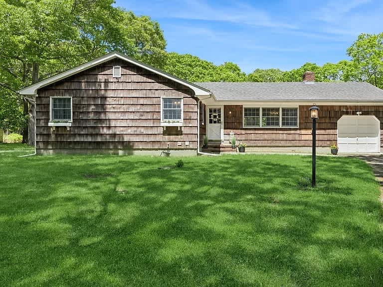 Vaulted-Ceiling Cottage | Deck + Private Yard - Photo 1
