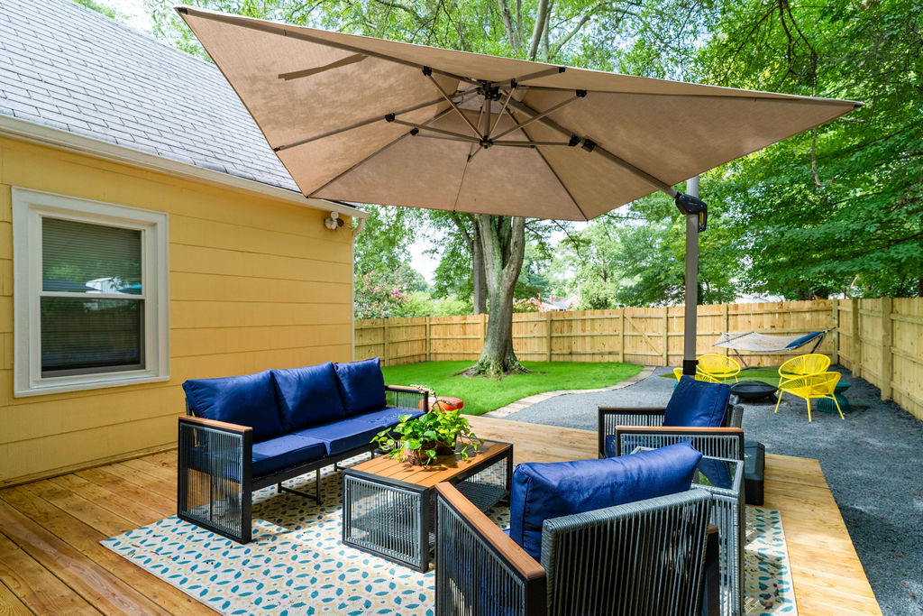 Cozy Cottage with Fenced Yard - Photo 8