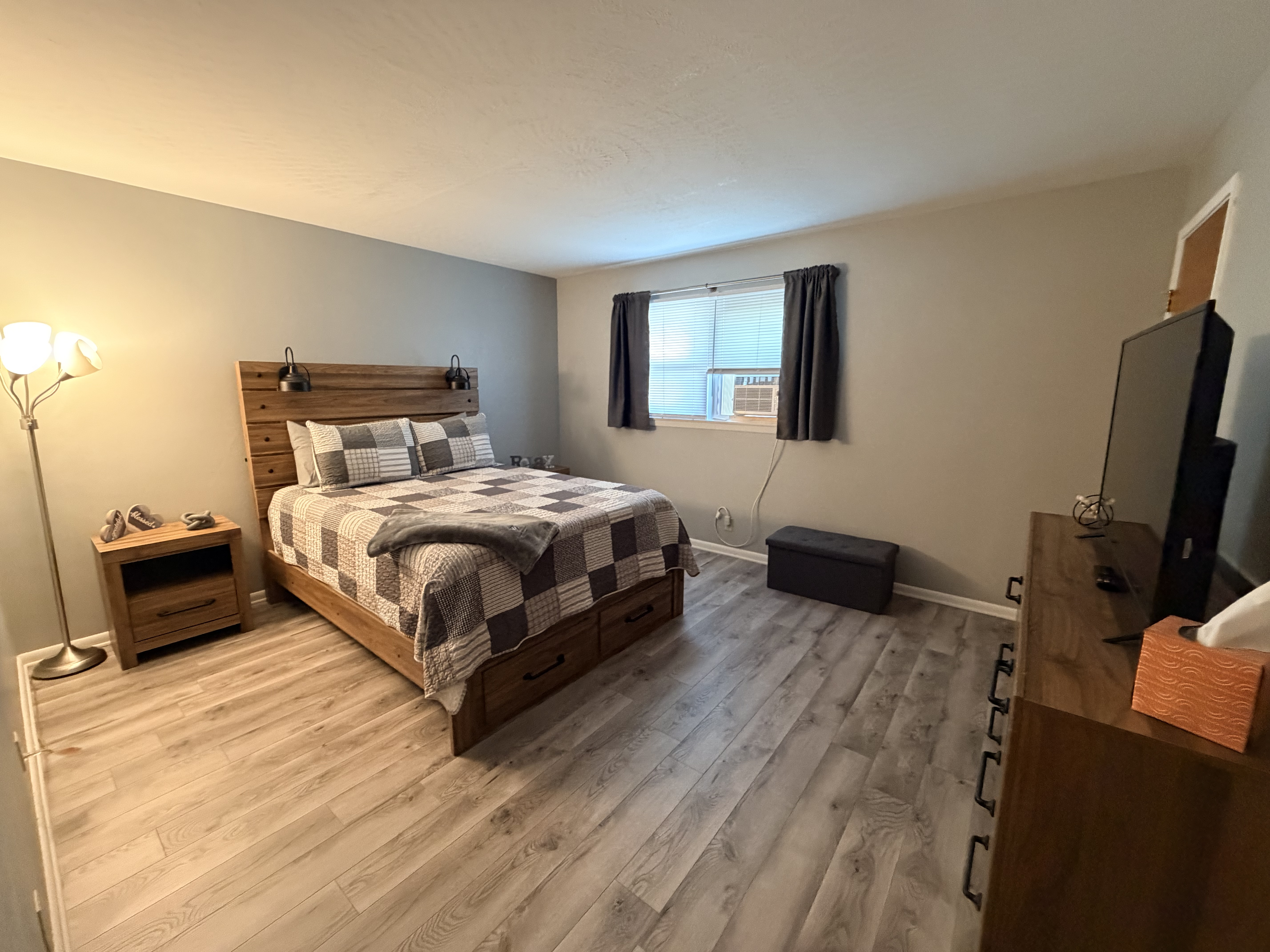 The Travelers Townhome - Photo 2
