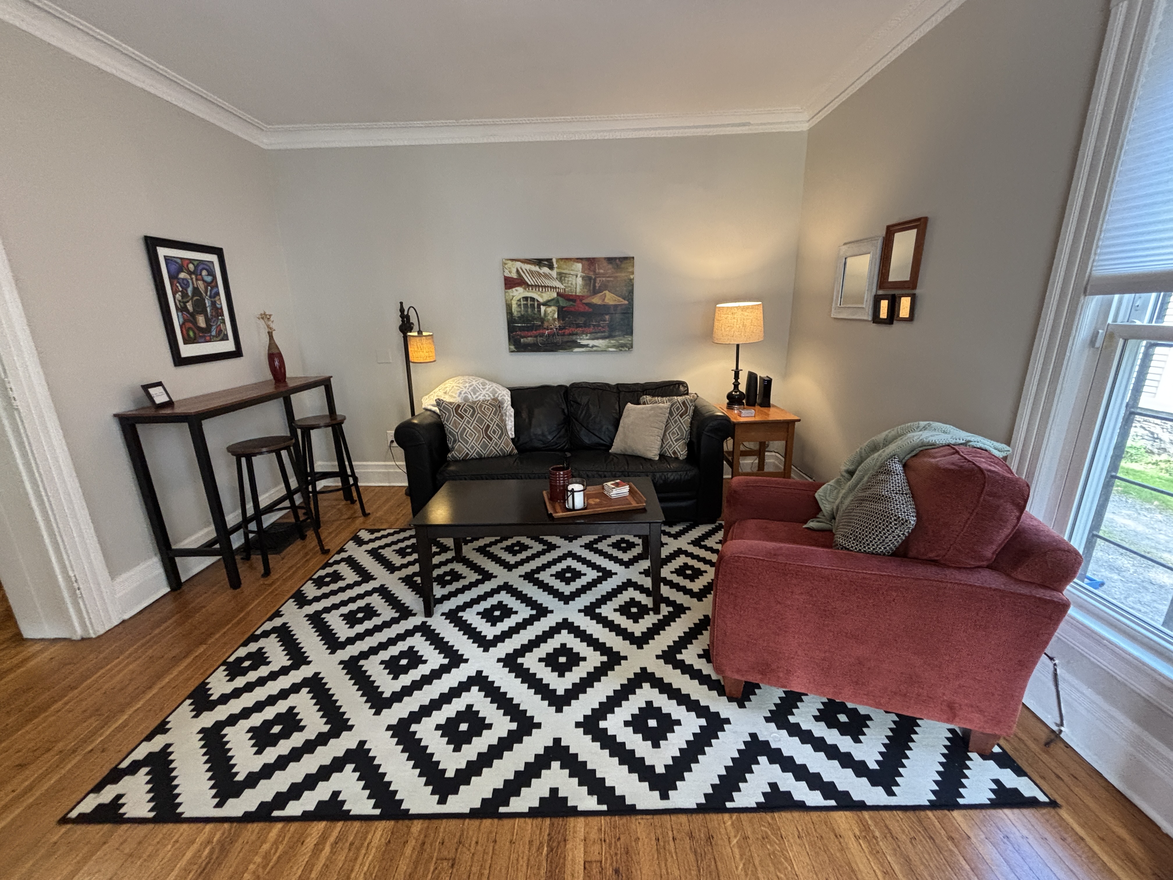 Private furnished apartment in Park Ave area near several hospitals - Photo 1