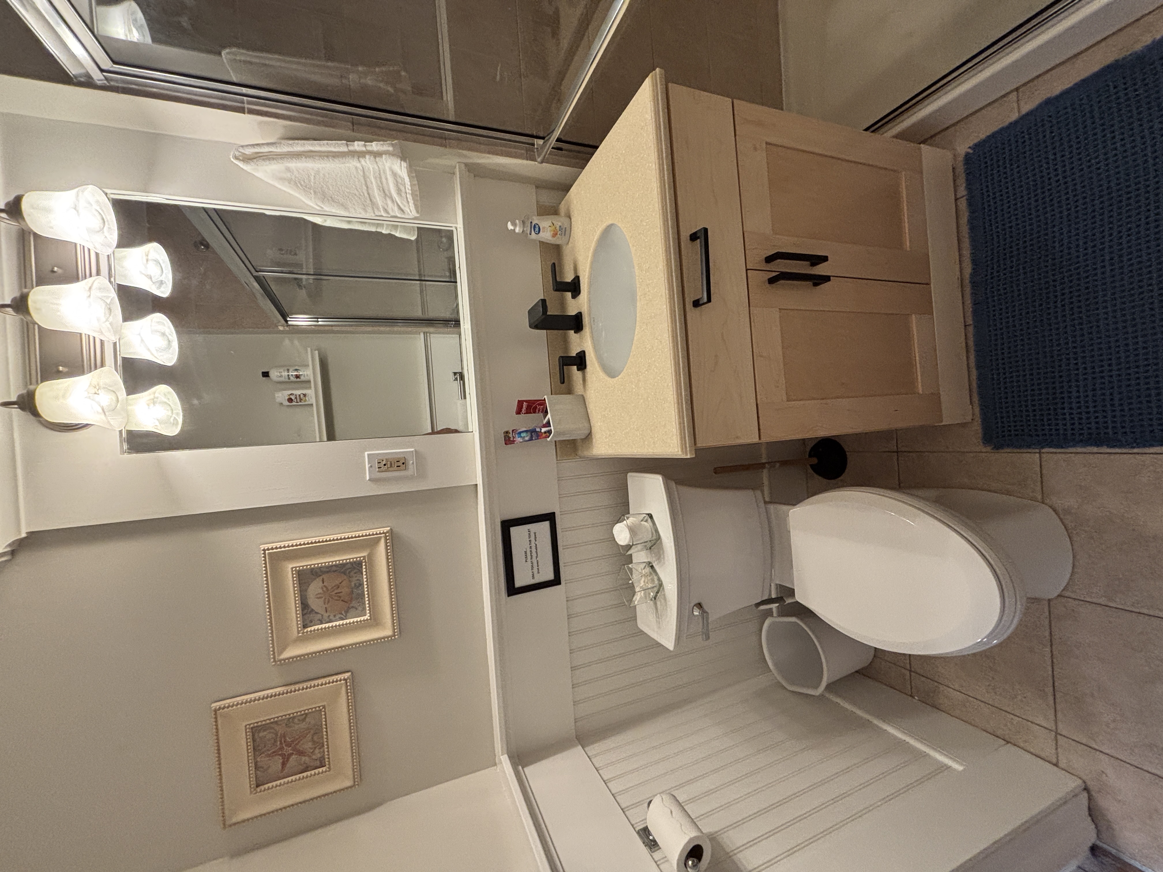 Private furnished apartment in Park Ave area near several hospitals - Photo 7