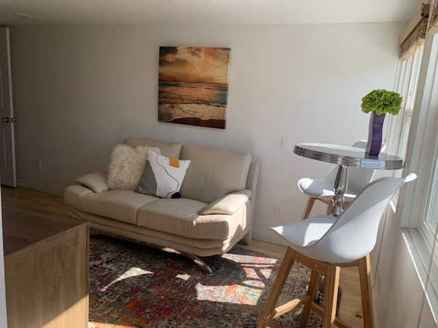 Private-quirky, 2bedroom/1bath, near Kaiser and Sutter - Photo 4