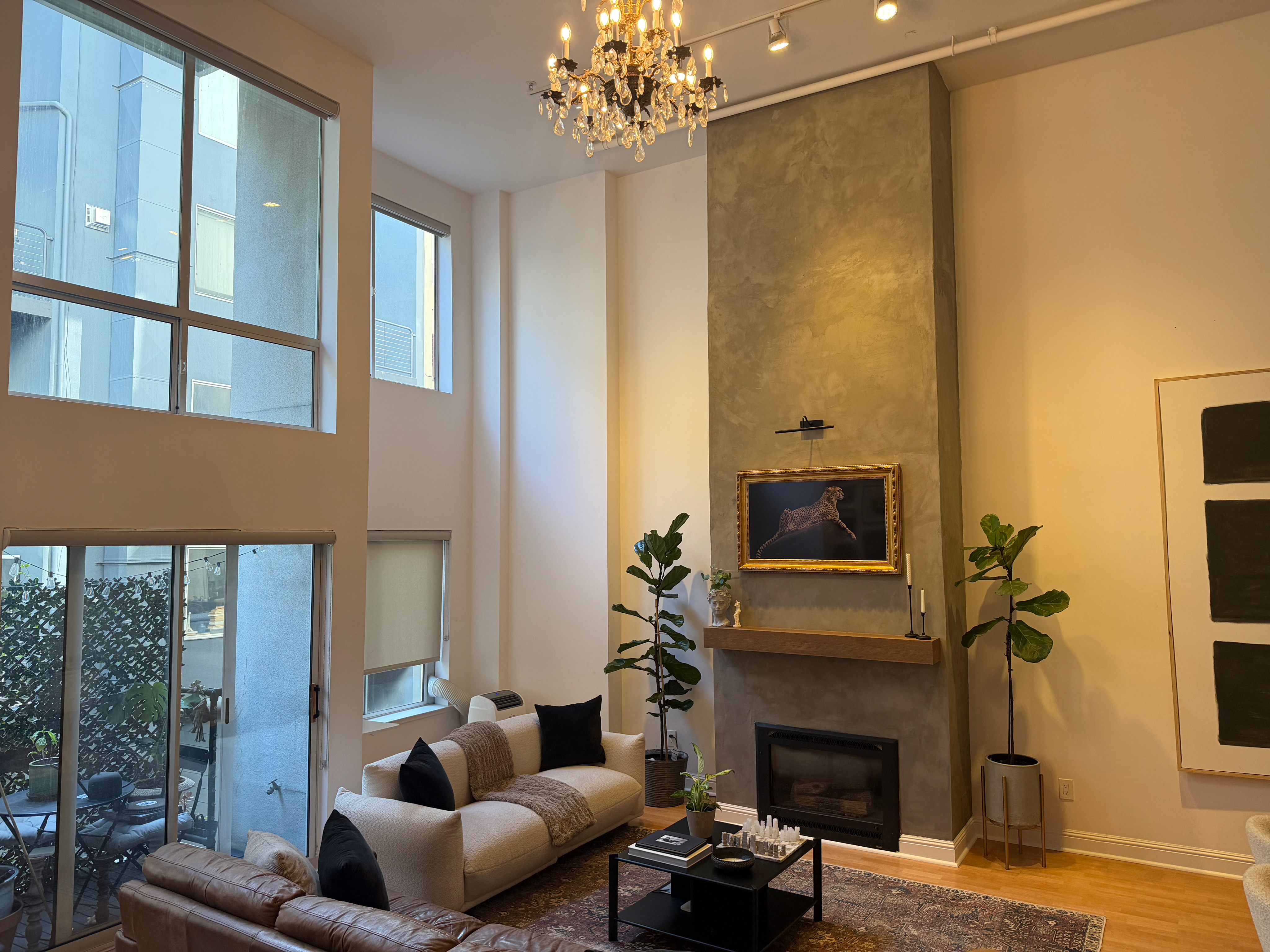 Luxury 1 Bed 2 Bath Furnished Loft with Artistic Design - Photo 1