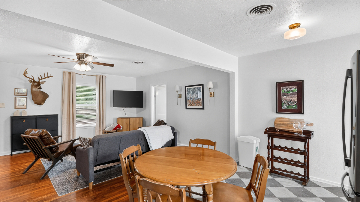 Fully Furnished 3BR Bryan Home | Utilities + Fiber Wi-Fi Included - Photo 8