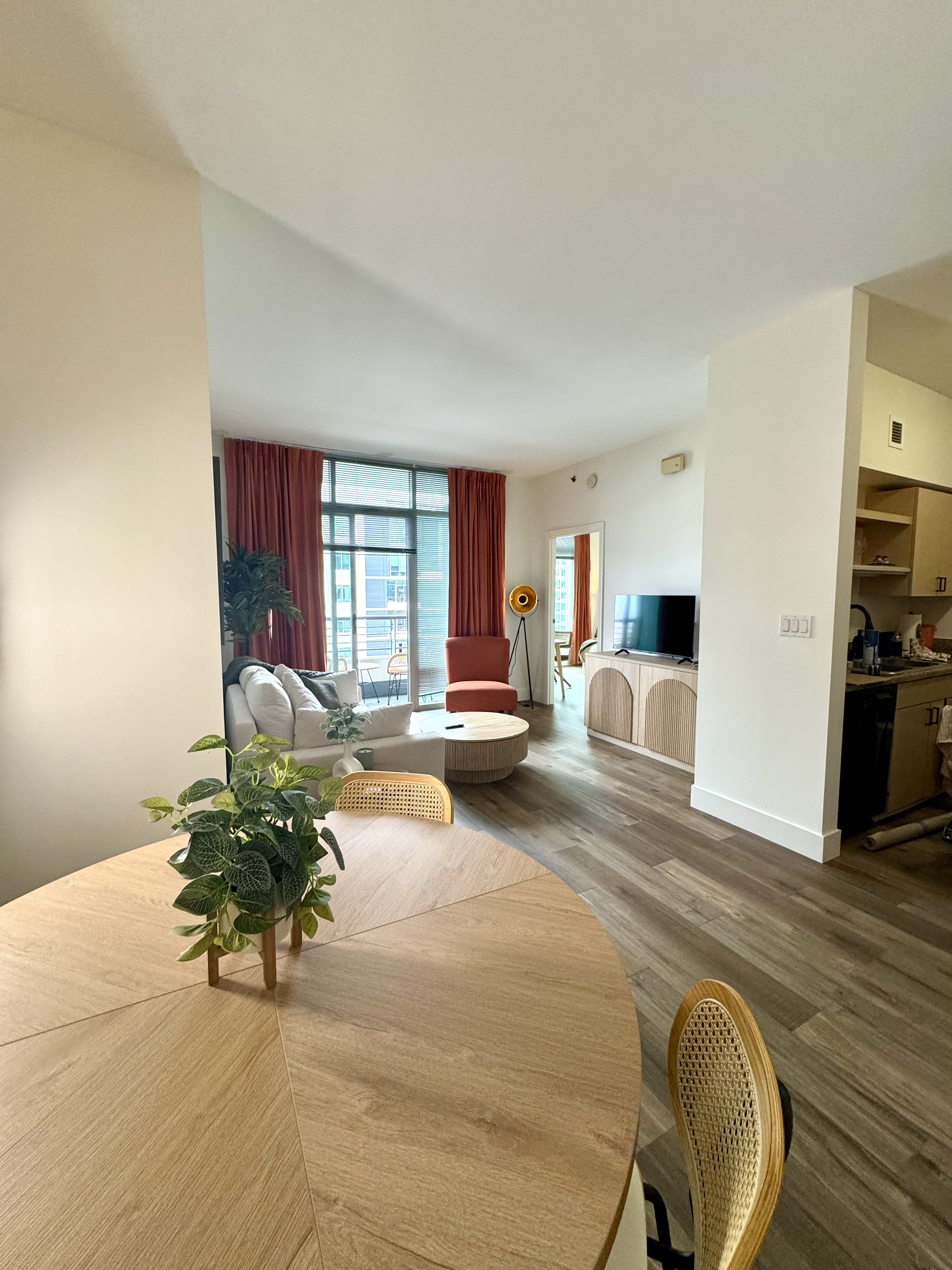 Modern 1BR with Skyline Views & Private Balcony in Little Italy - Photo 4