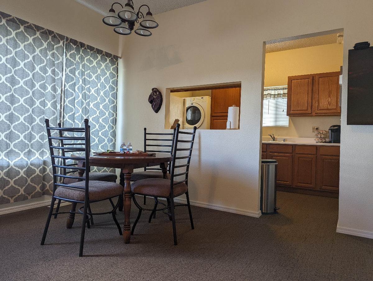 Country Space, Cheyenne Convenience - Photo 10