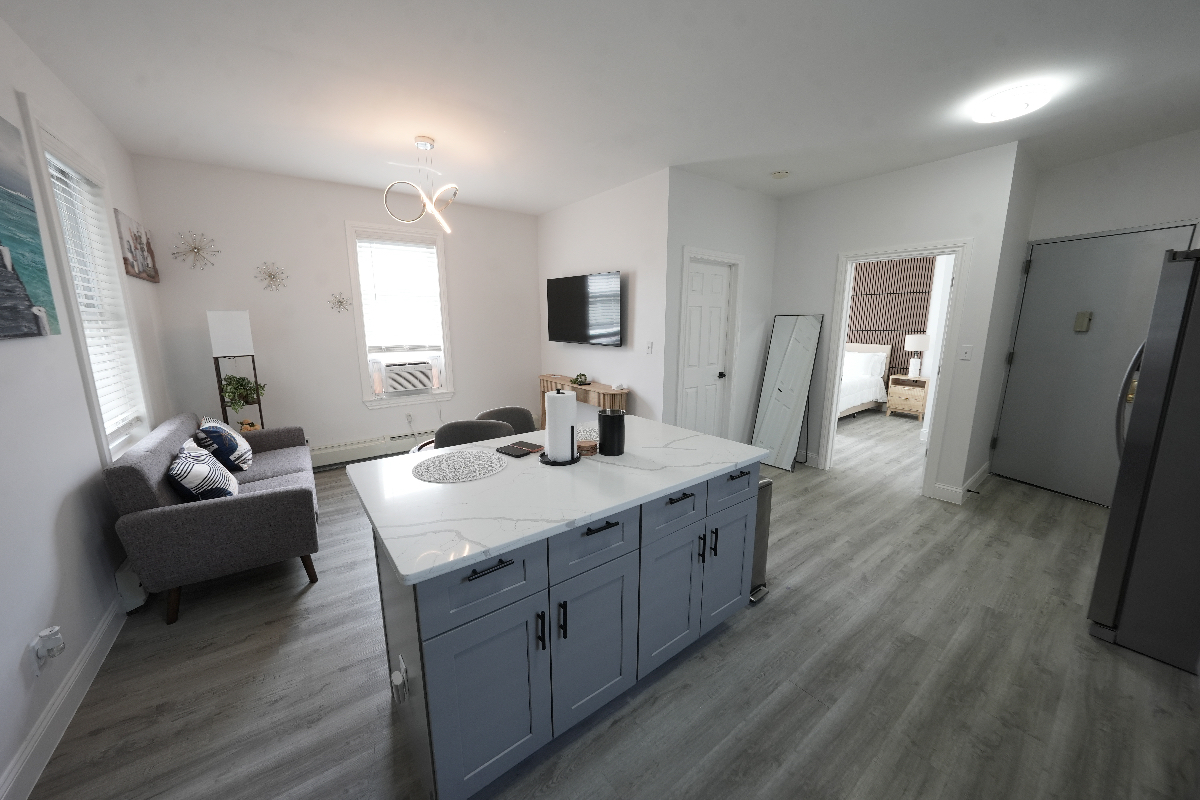 Modern Serene 1BR Near Jacobi & Montefiore | Balcony - Photo 10