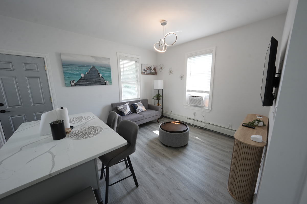 Modern Serene 1BR Near Jacobi & Montefiore | Balcony - Photo 11
