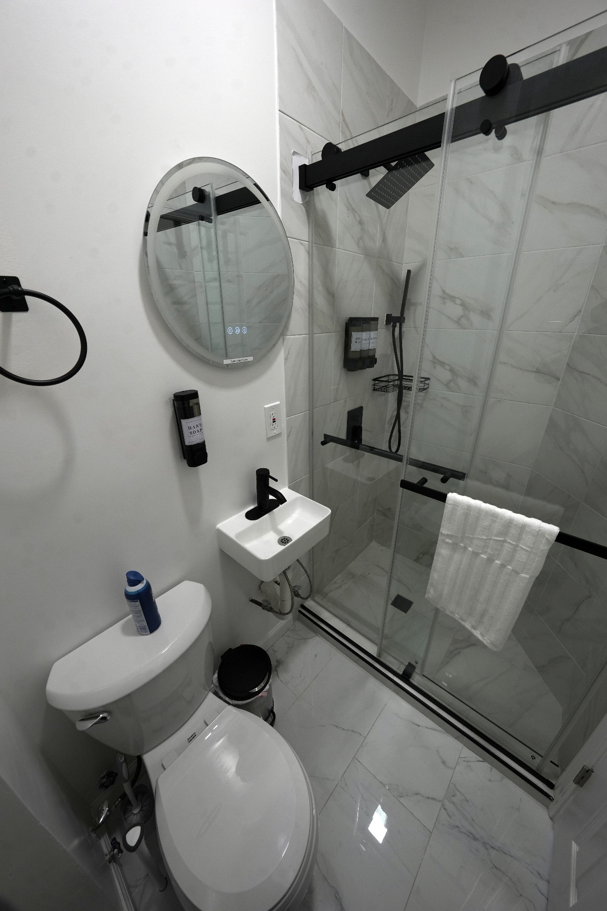 Modern Serene 1BR Near Jacobi & Montefiore | Balcony - Photo 12
