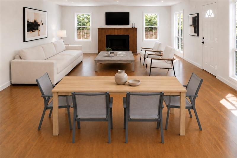 Beautiful Furnished 3BR Home in Desirable Willow Glen - Photo 2