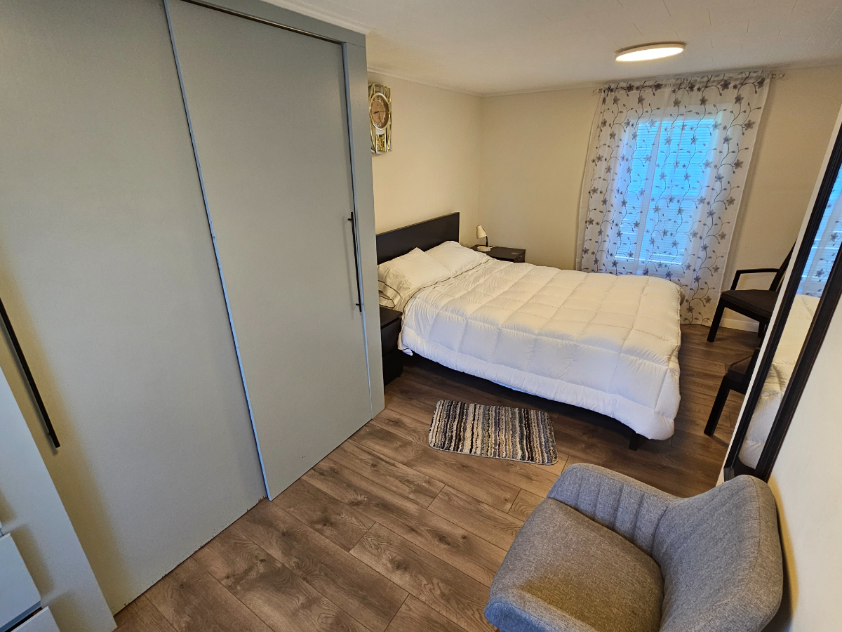 The Easy Move: Fully Furnished 2BR in Corning - Photo 5