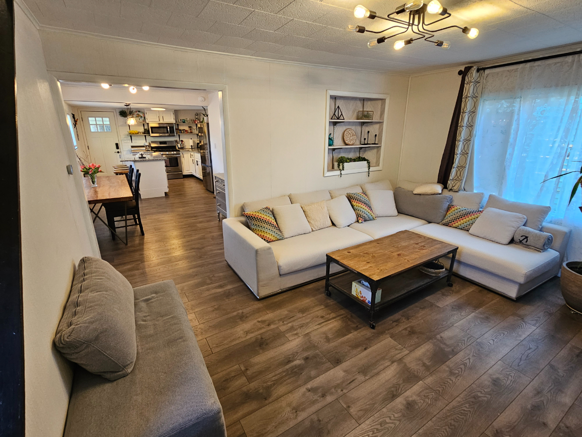 The Easy Move: Fully Furnished 2BR in Corning - Photo 4