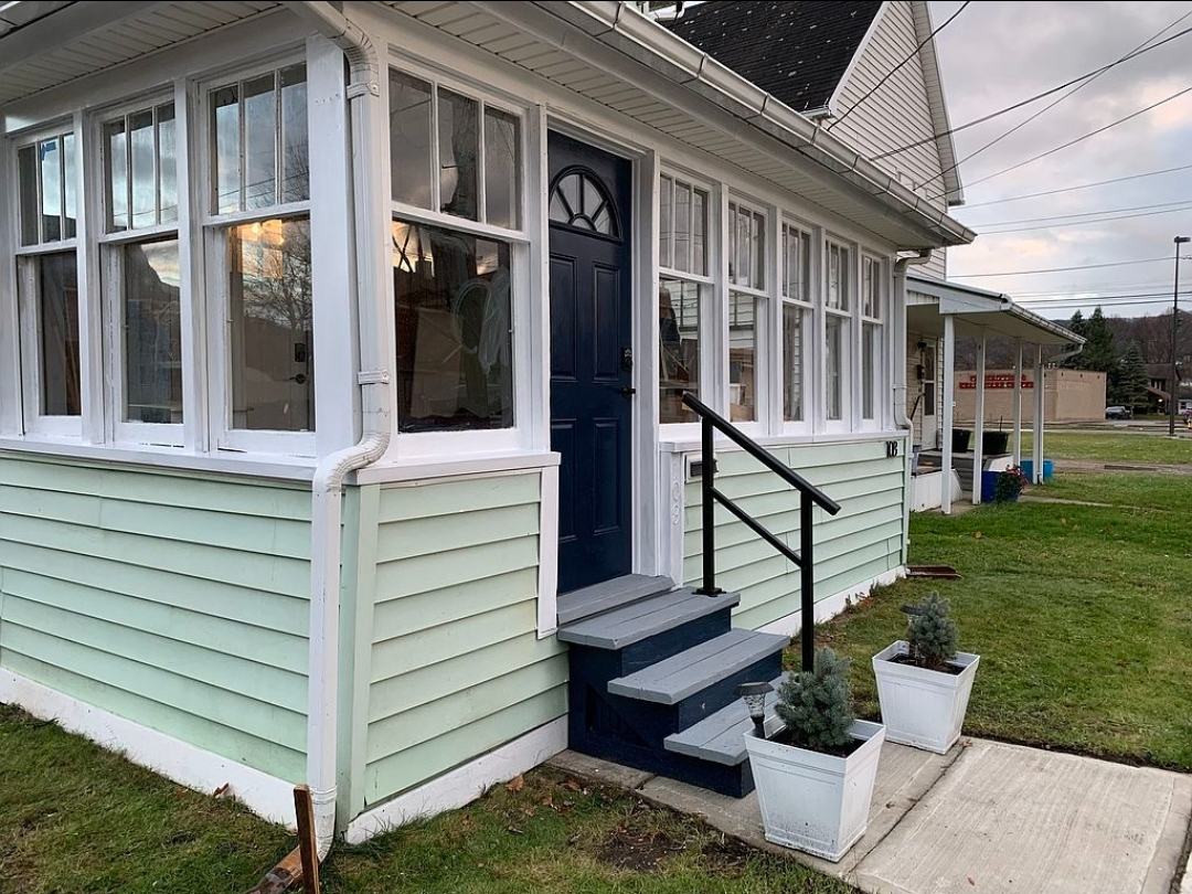 The Easy Move: Fully Furnished 2BR in Corning - Photo 12