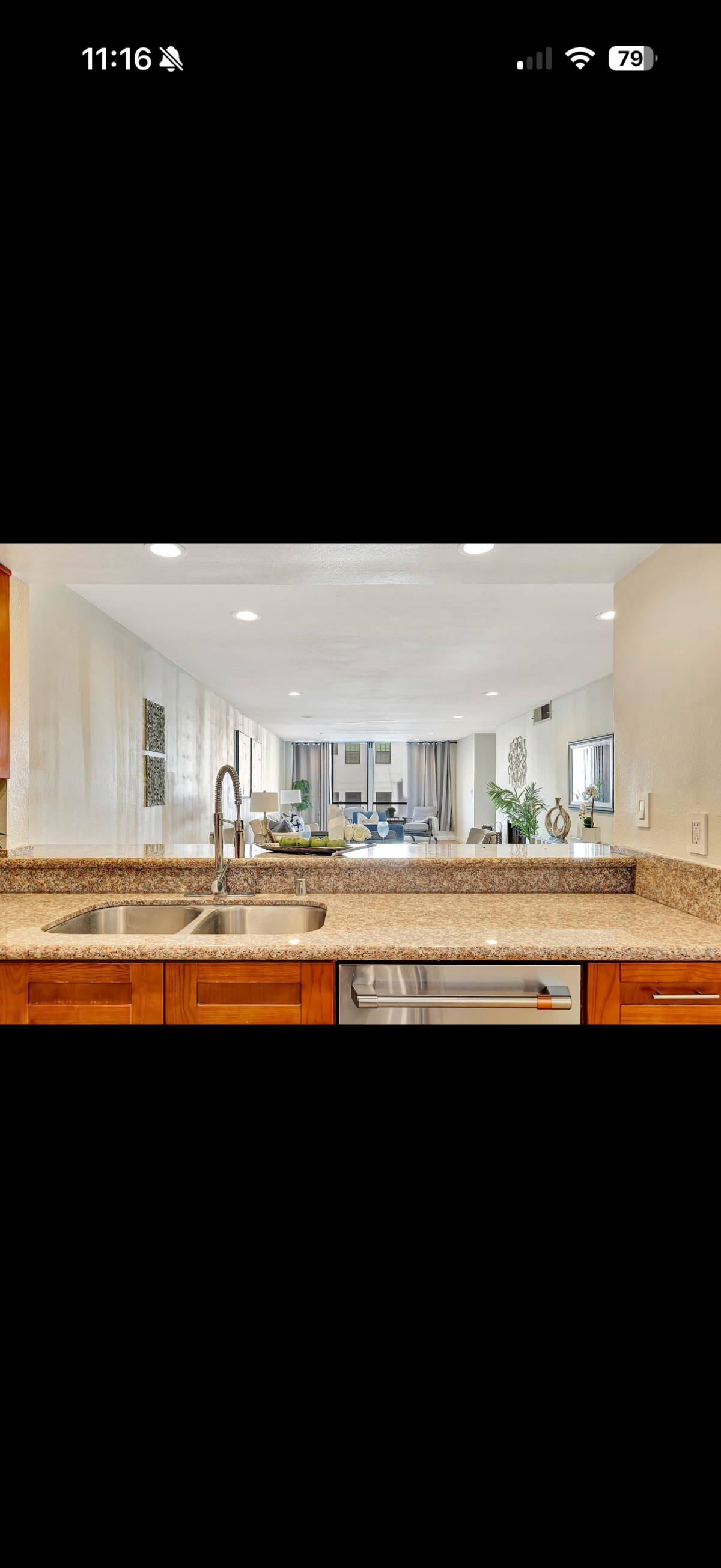 Hollywood Hills - Photo 4
