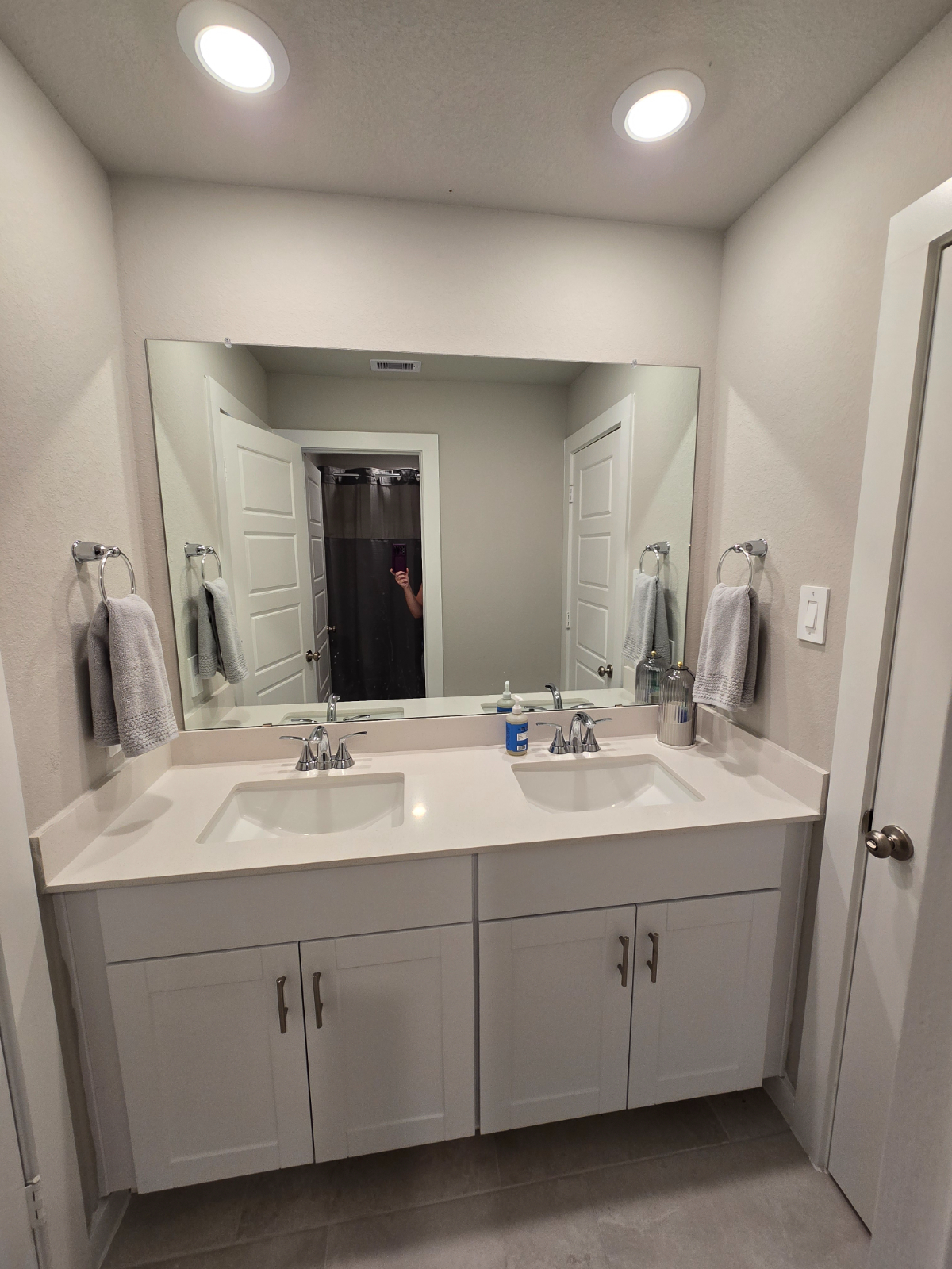 Cozy Furnished Room near Lake Conroe - Photo 8