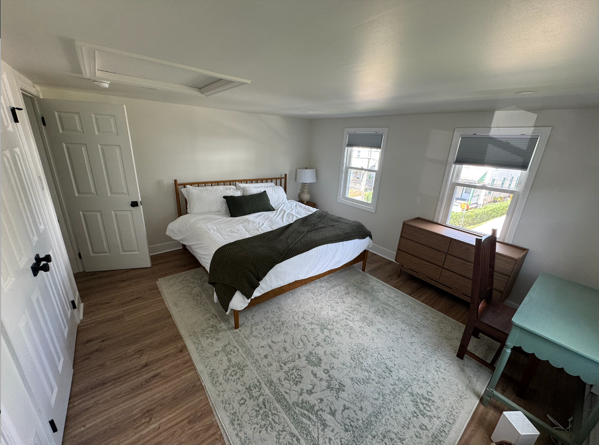 Beautifully Renovated 3 Bedroom Home In Ardmore - Photo 5