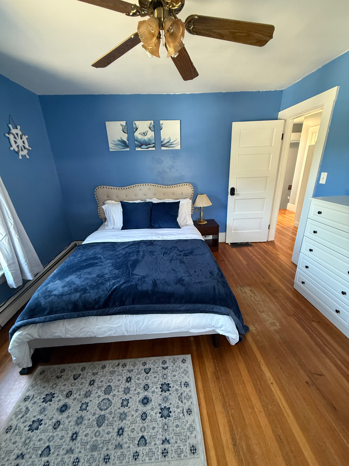 Traveler Pair's Dream: Fully Renovated 2BR/1.5BA Home | Fenced Yard & Ultra Dog-Friendly - Photo 5
