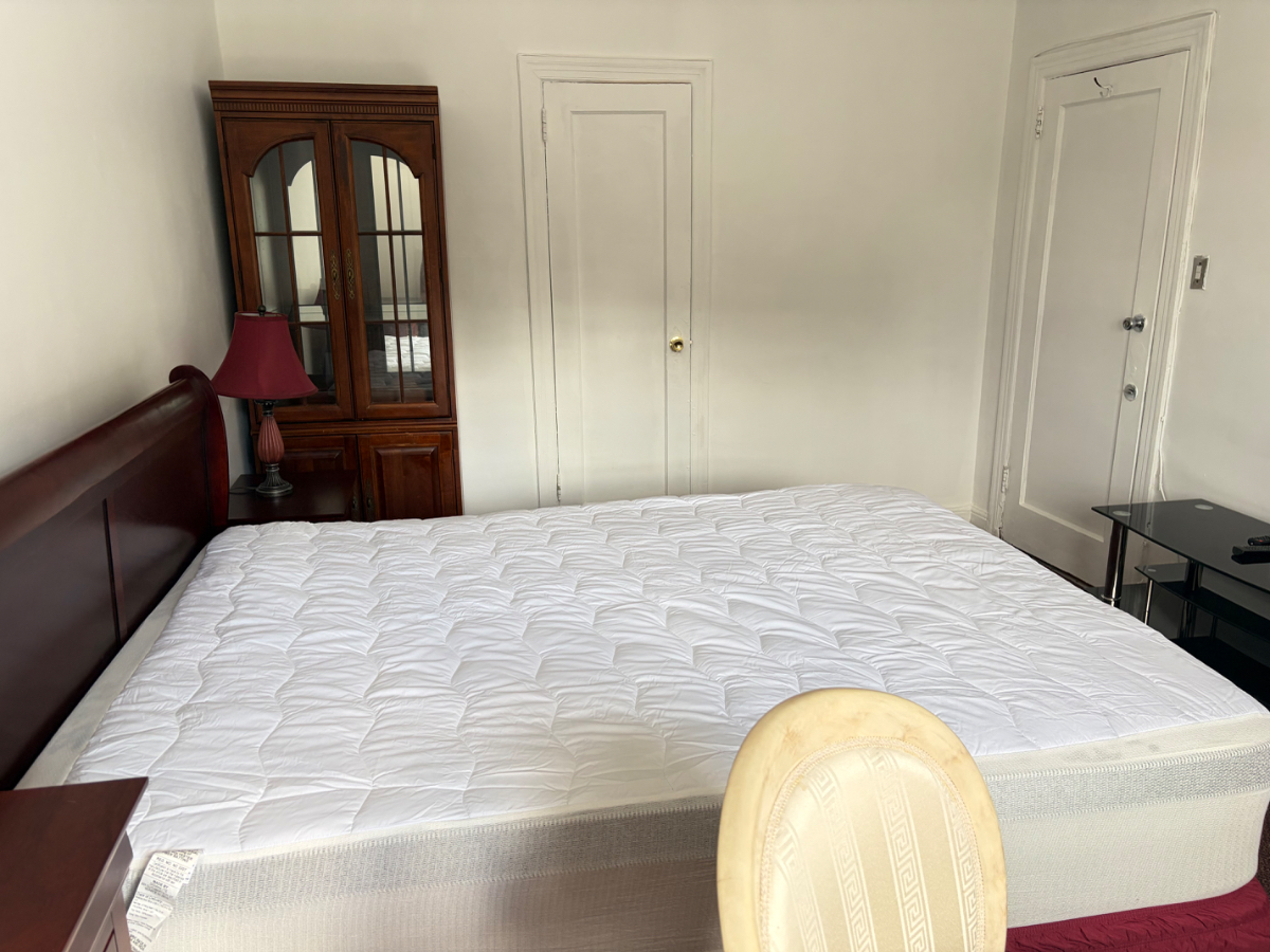 Clean quiet home - Photo 4