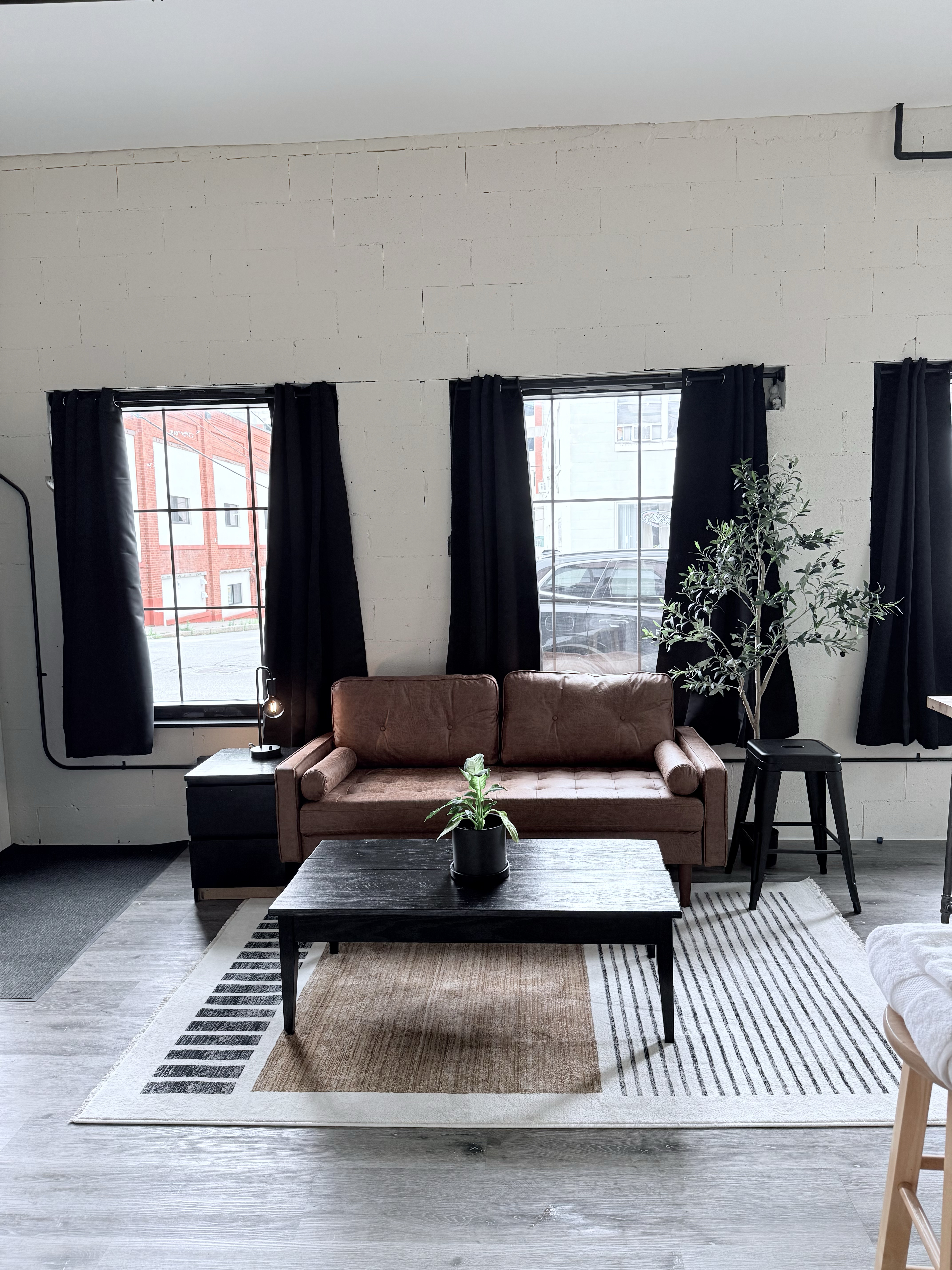 New Downtown Rutland Studio 20 min to Killington - Photo 2