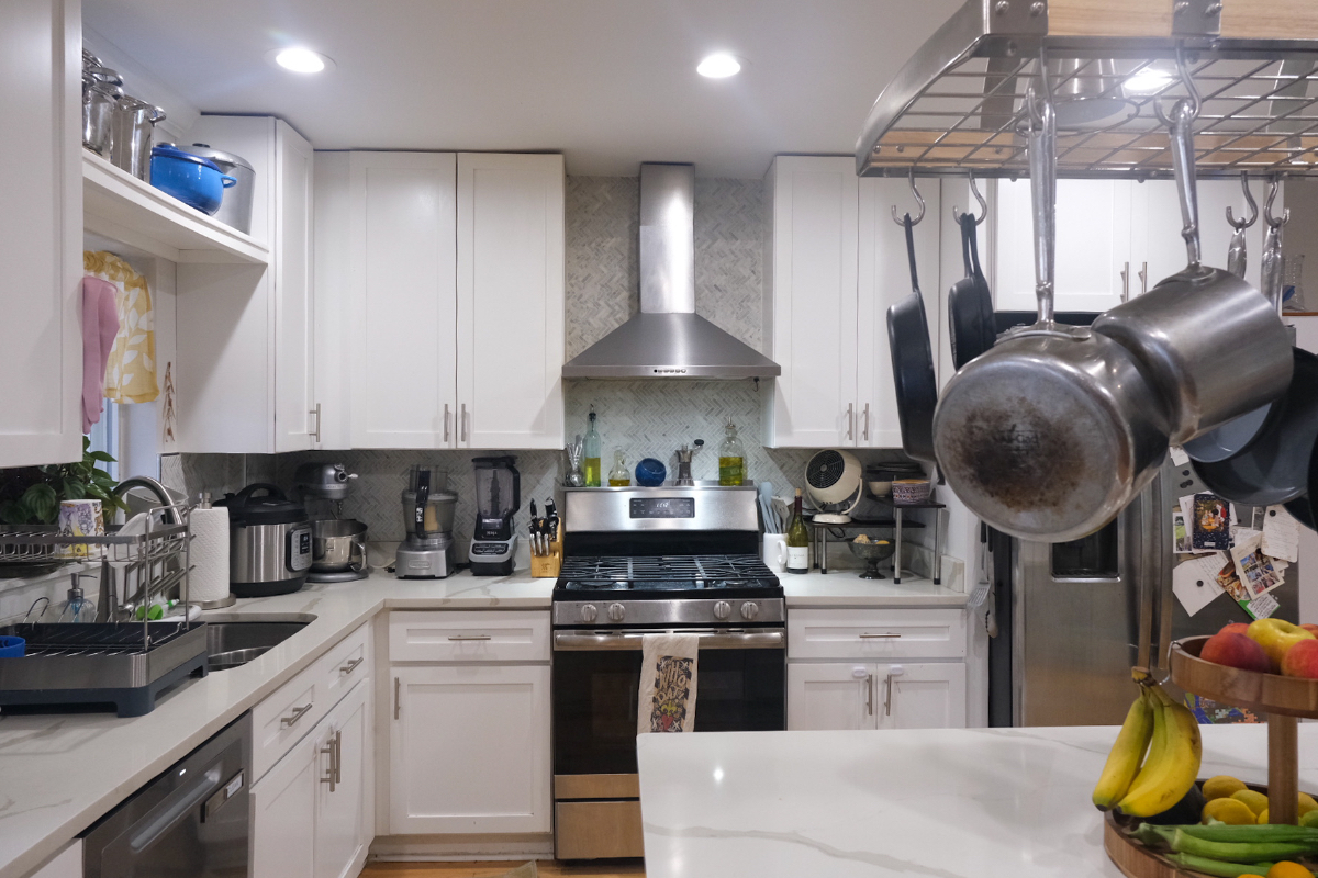 Fully Furnished 4BR/3.5BA Hill East Row Home | 12/1-5/15 | $6,000/mo All-In, whole house incl. parki - Photo 8