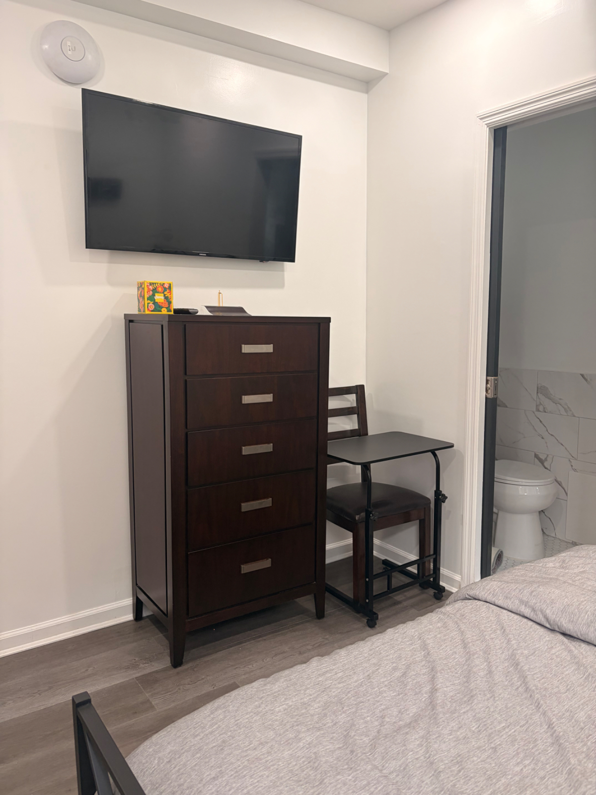 Newly Renovated Furnished Room w/ Private Bath & Shared Amenities - Photo 8