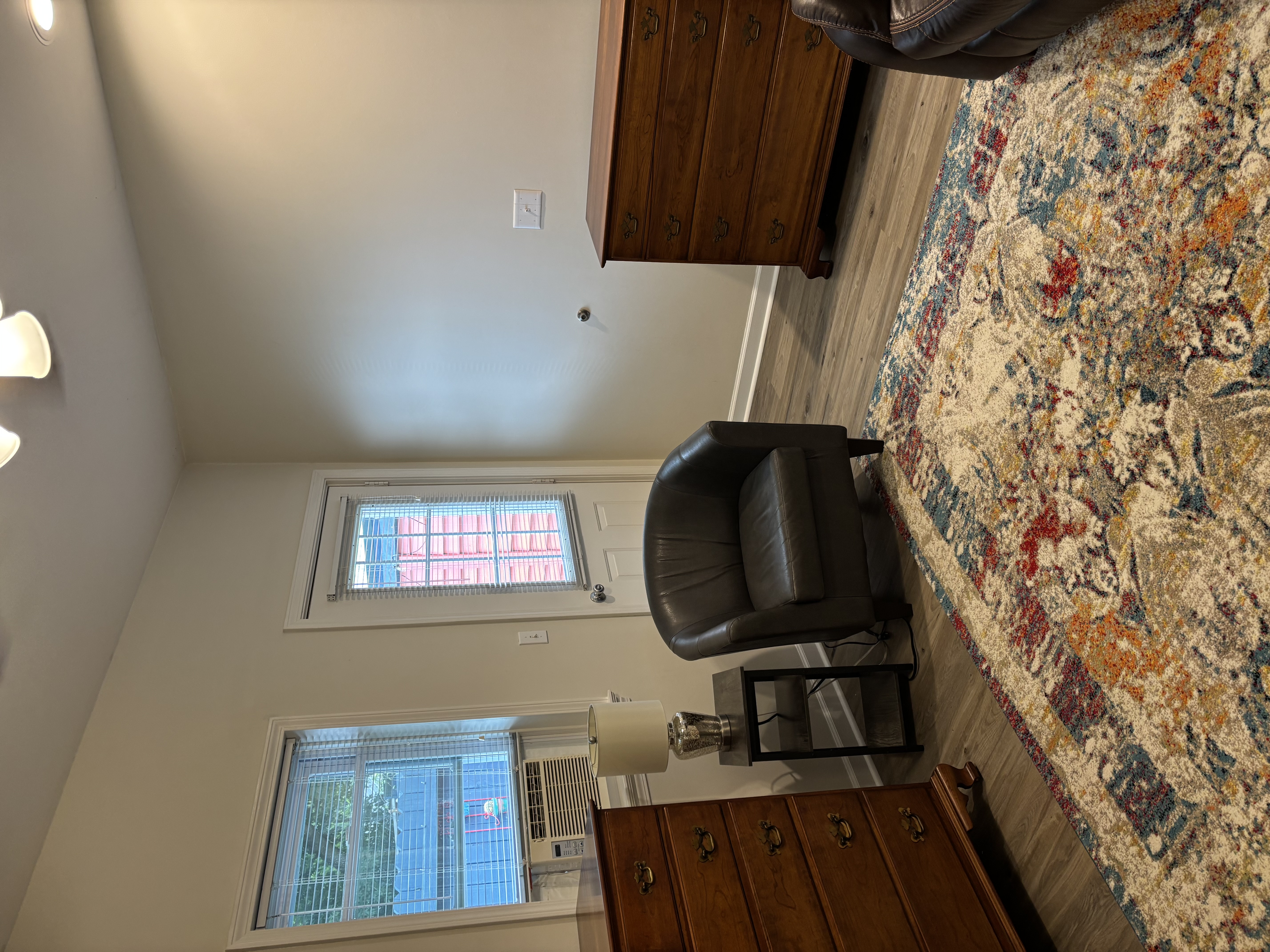 Studio Apartment - Photo 8