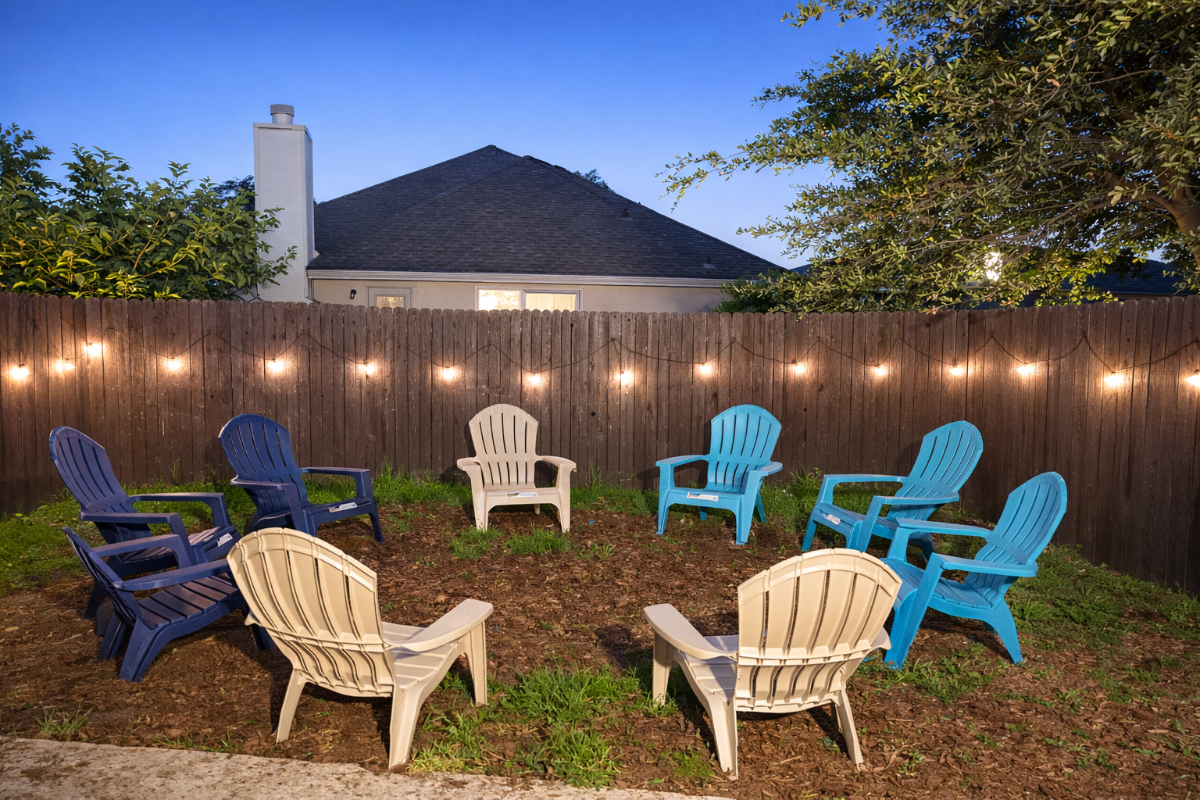 Crew & Corporate Home | 4BR + Office + Game Room - Photo 1