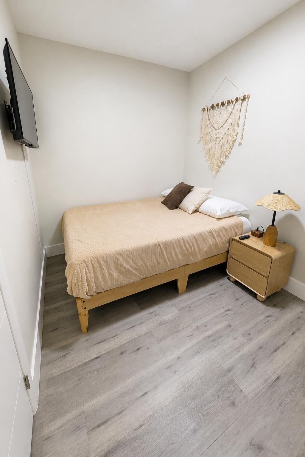 Coastal Charm & Convenience | Minutes to Beach & Hospitals - Photo 9