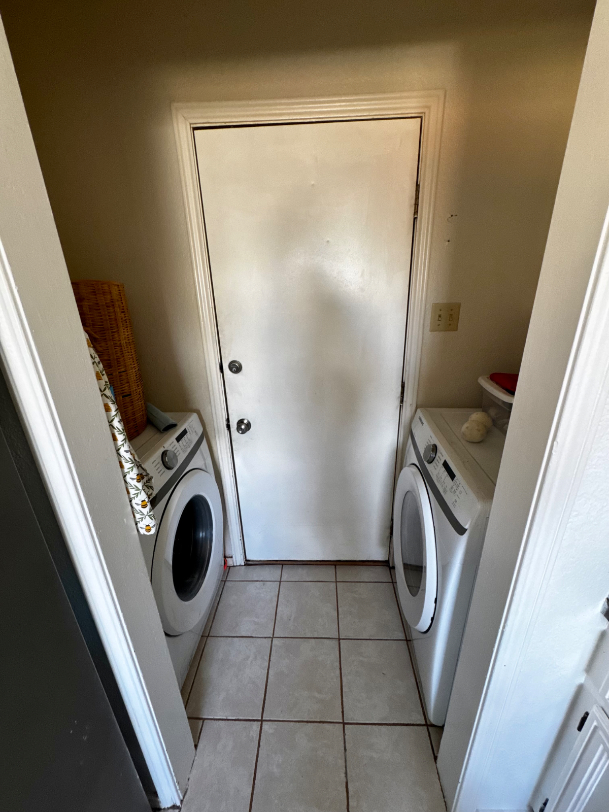 Peaceful 2BR/2BA Home with Office & Backyard - Photo 4