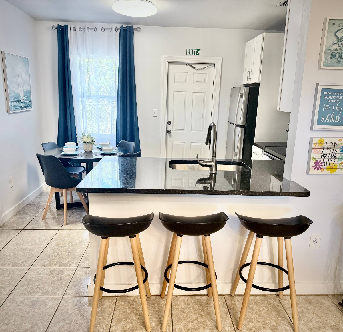 Hollywood Furnished Rental Near Beach & Pickleball  Between Fort Lauderdale & Miami - Photo 7