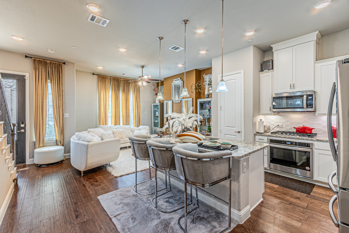 Stylish Carrollton Townhome | Perfect for Extended Stays - Photo 9