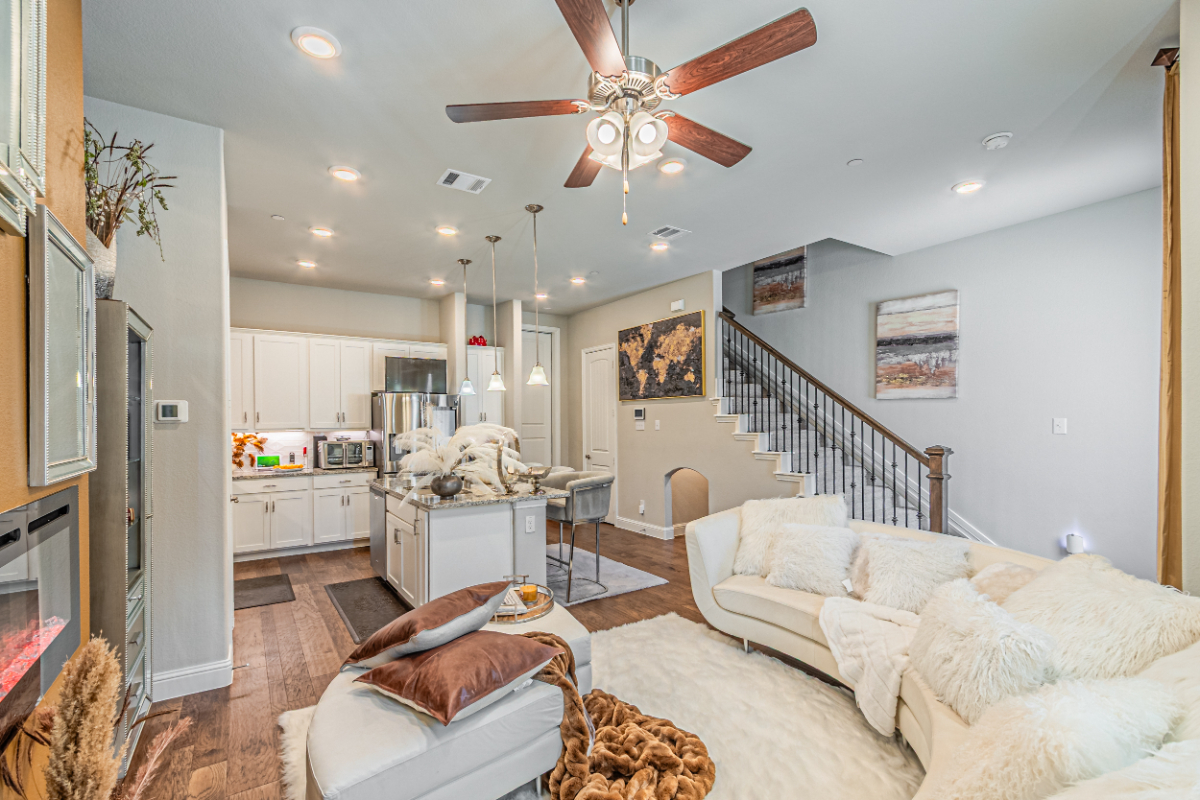 Stylish Carrollton Townhome | Perfect for Extended Stays - Photo 12