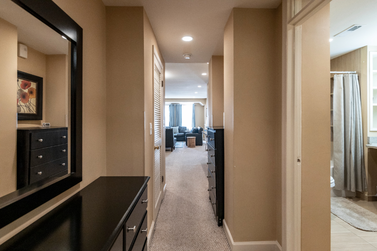 Freshly renovated 1 bedroom in Historic Home- Convention Center/Blagden Alley - Photo 12