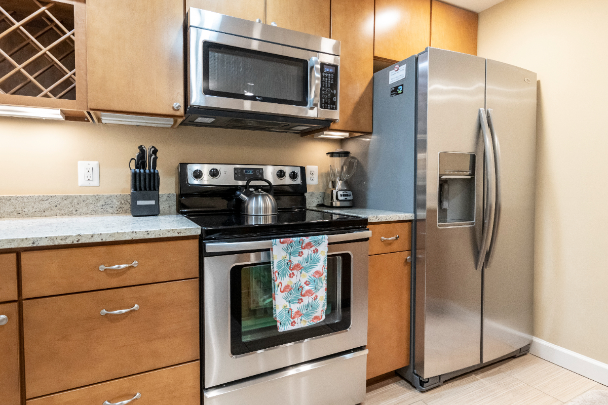 Freshly renovated 1 bedroom in Historic Home- Convention Center/Blagden Alley - Photo 11