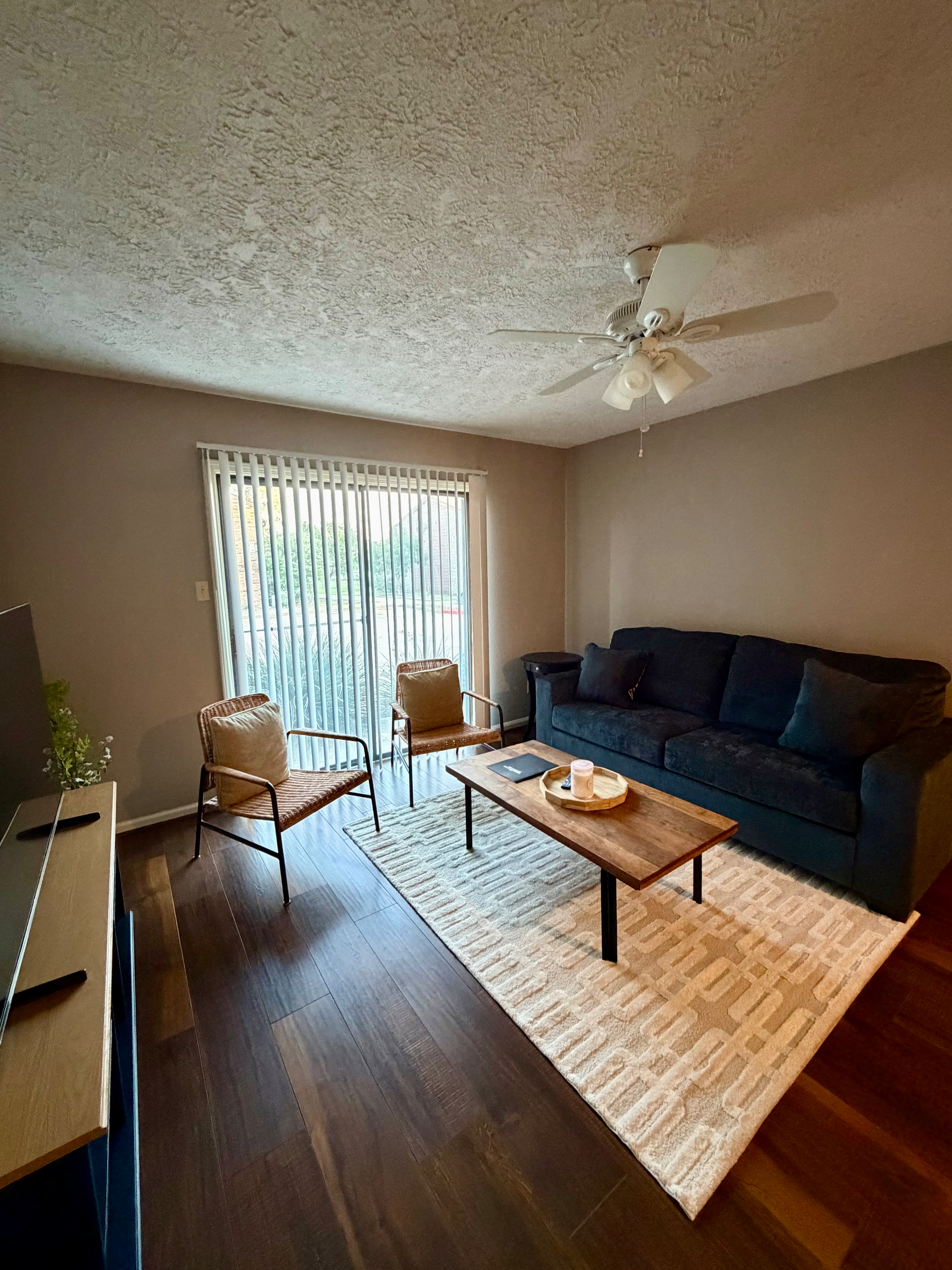 Quaint 1 BDRM 1BATH in the Heart of College Station - Photo 3
