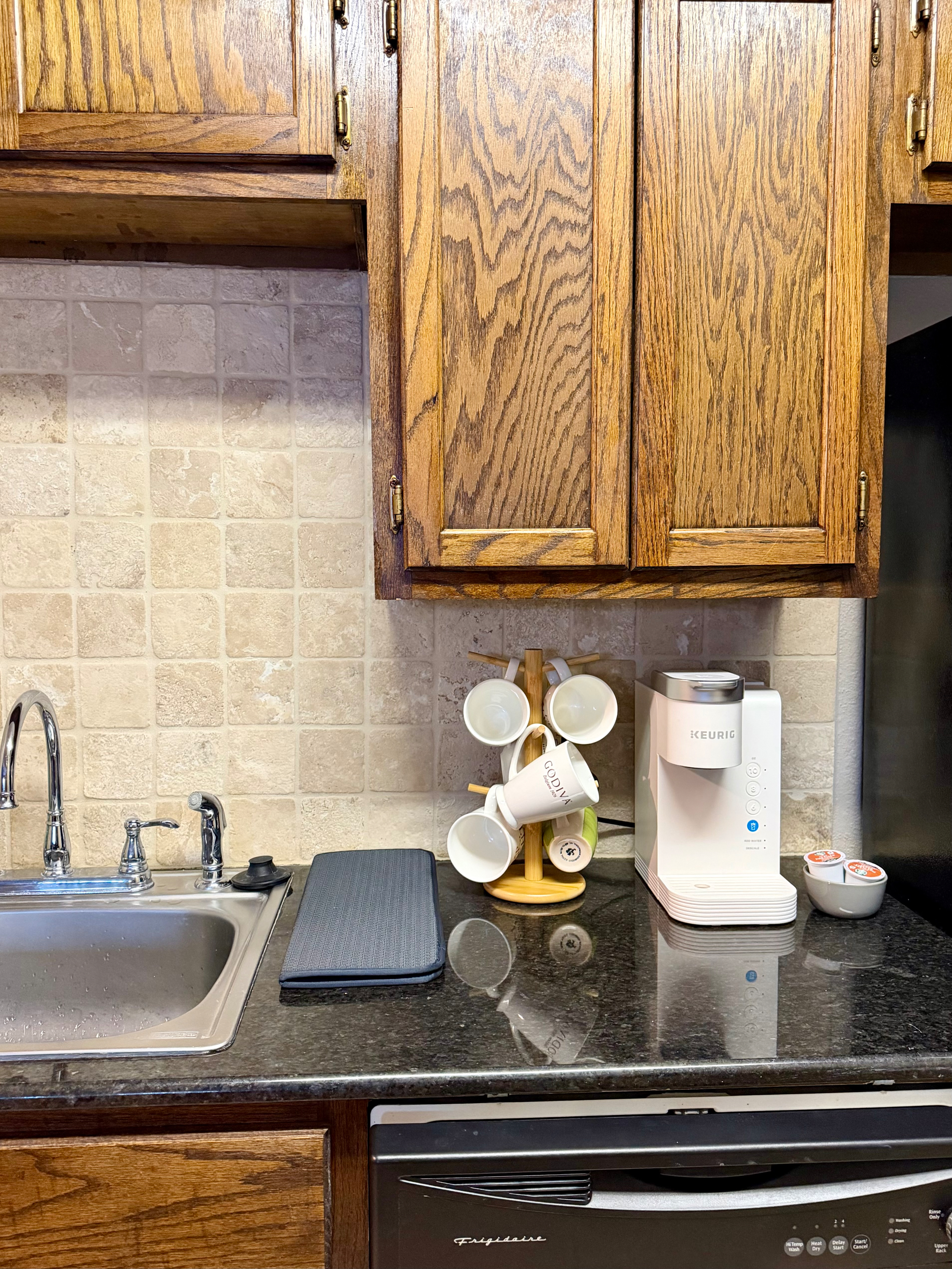 Quaint 1 BDRM 1BATH in the Heart of College Station - Photo 5