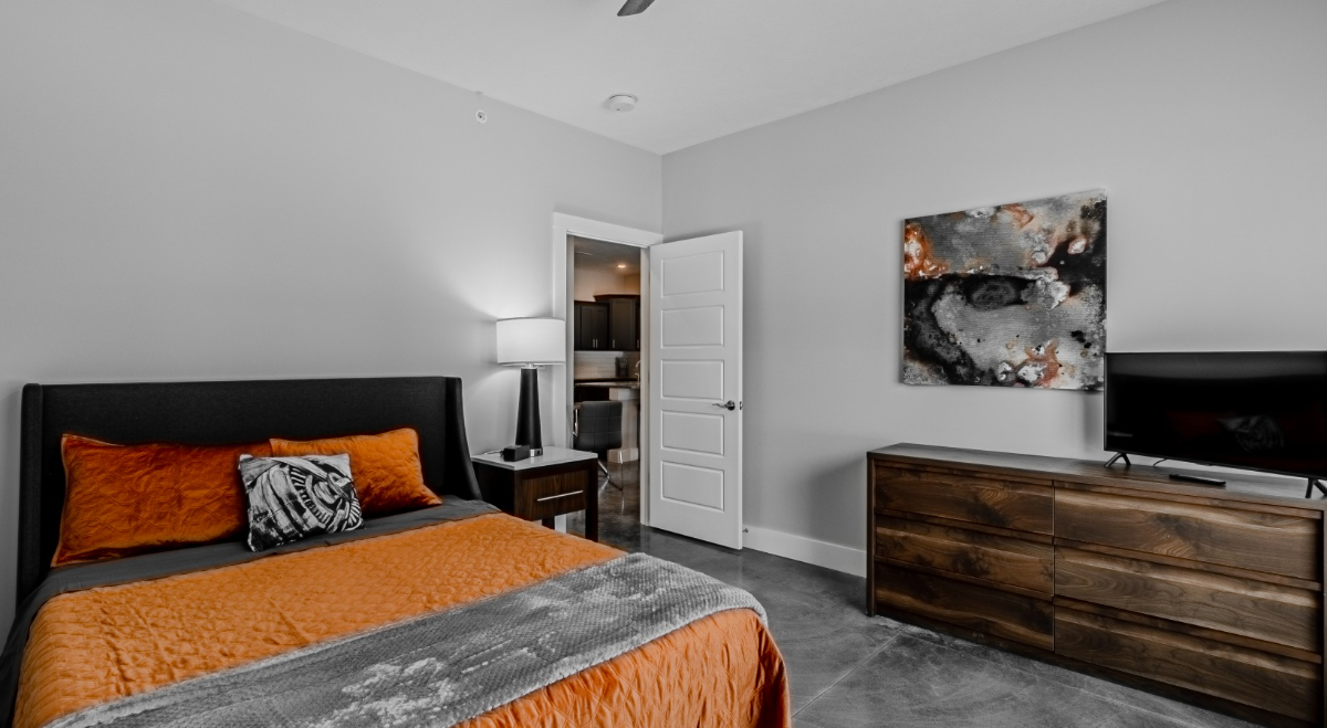 Abundant Amenities - Photo 4
