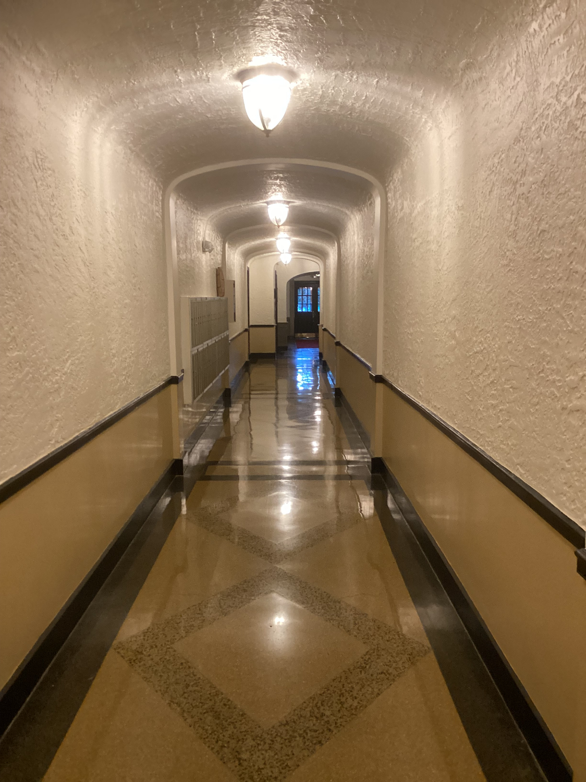 1 bedroom apartment downtown in upcoming New Rochelle, NY - Photo 1