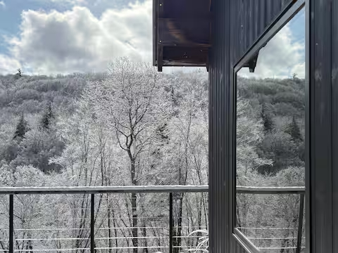 Secluded Mountain Getaway w/ Views & Hot Tub - Photo 8