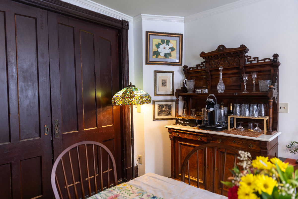 Spacious 3BR Furnished Home | Healthcare Professionals Welcome - Photo 6